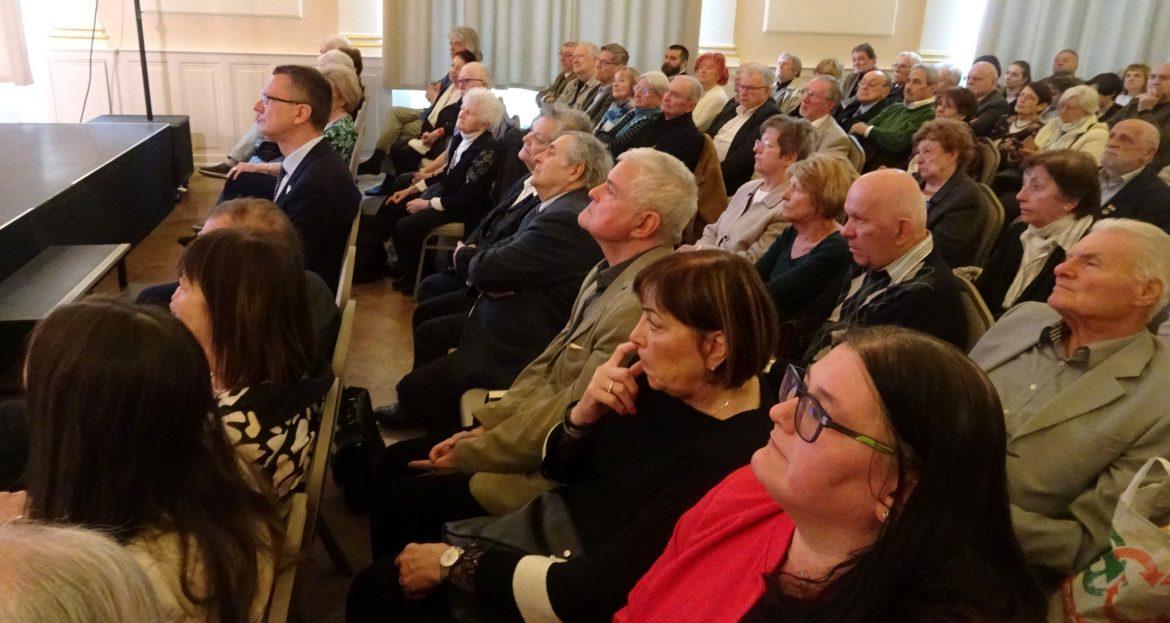 A lelki békéhez a múlttal való szembenézésen keresztül vezet az út